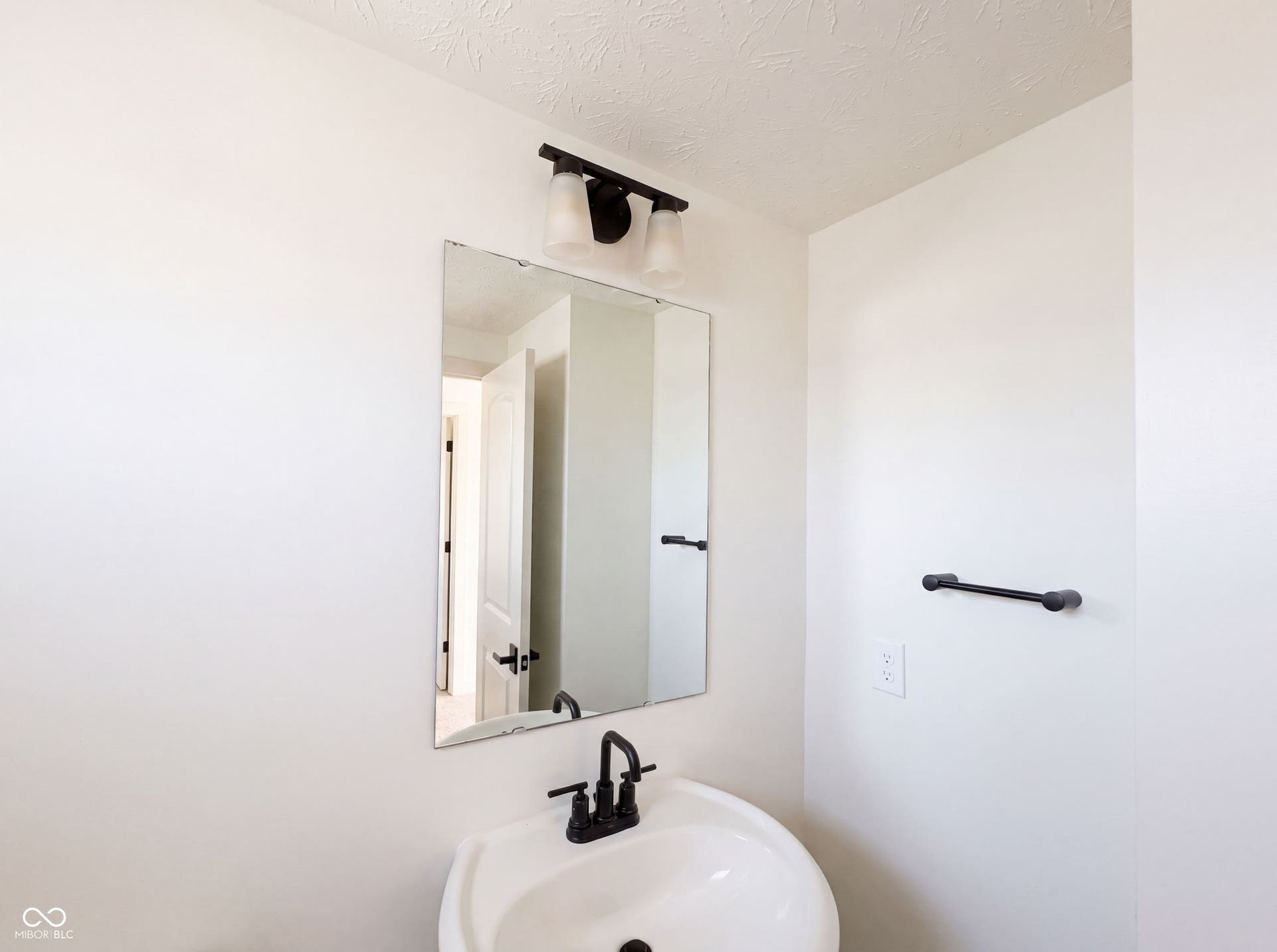 14549 Brecon Lane, Carmel, IN 46074