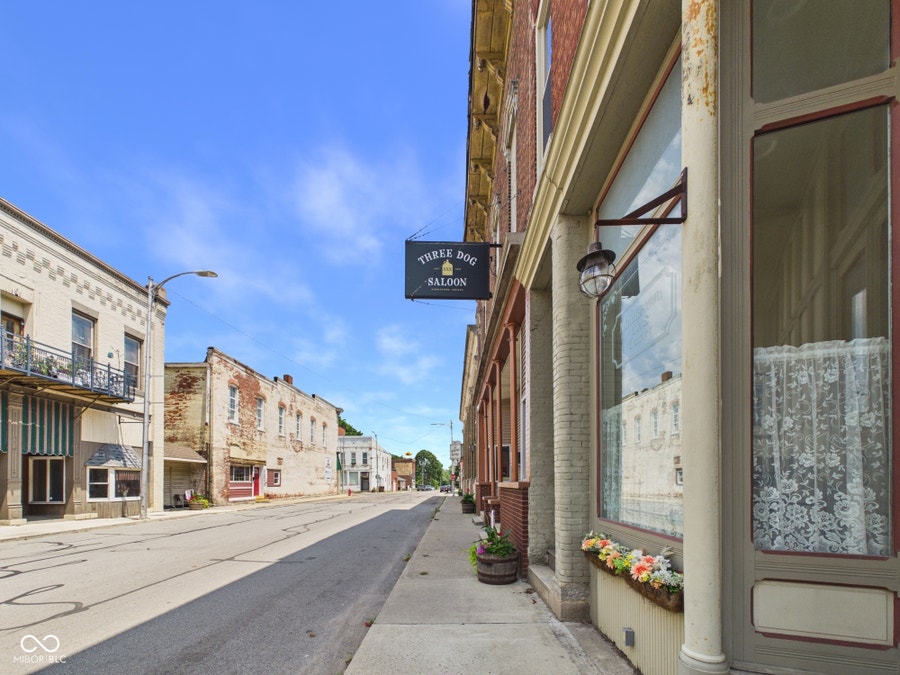 Property photo for 517 Locust Street, Middletown, IN