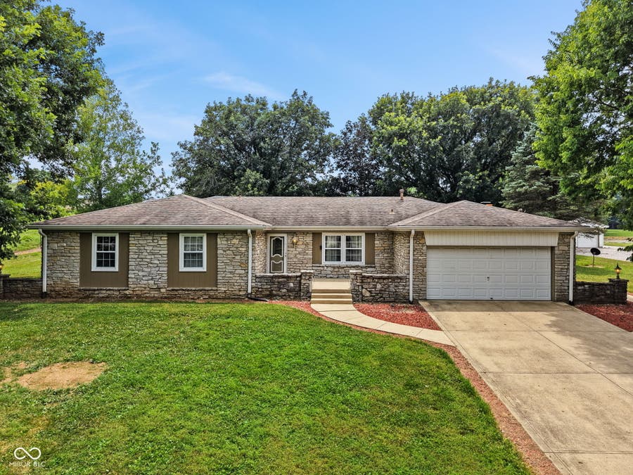 Property photo for 5255 W Stones Crossing Road, Greenwood, IN