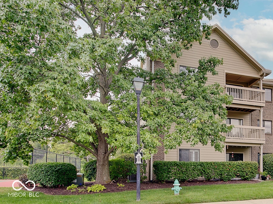 Property photo for 8720 Yardley Court, Indianapolis, IN
