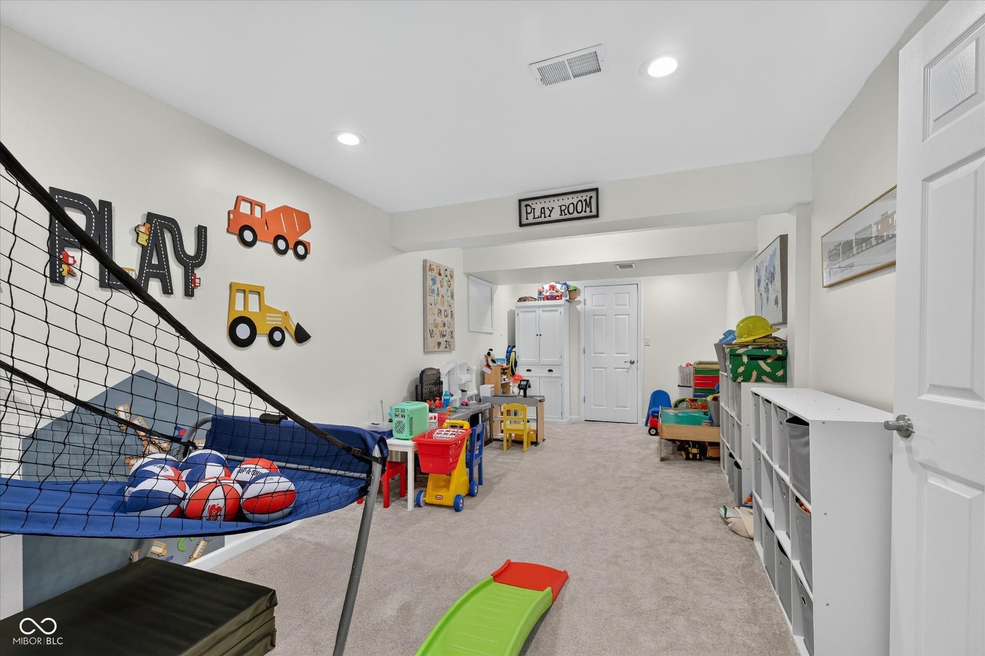 1319 Cool Creek Drive, Carmel, IN 46033