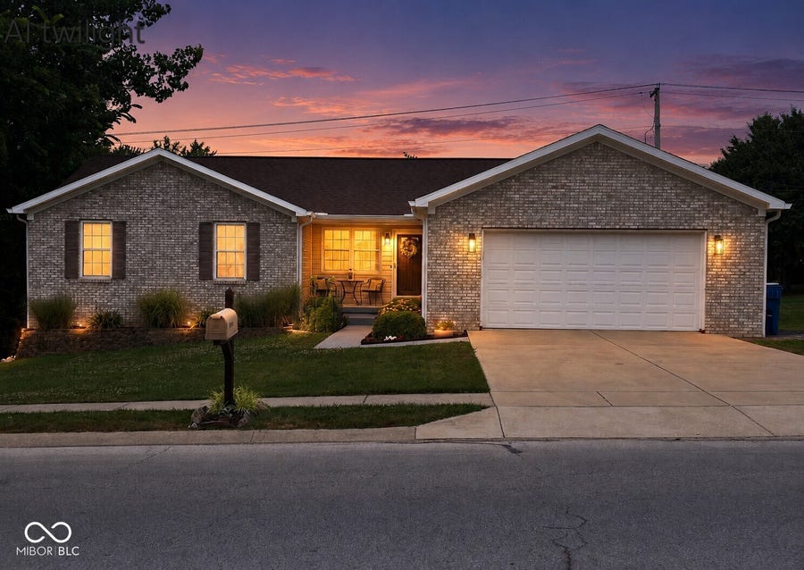 Property photo for 1041 Shadowlawn Avenue, Greencastle, IN
