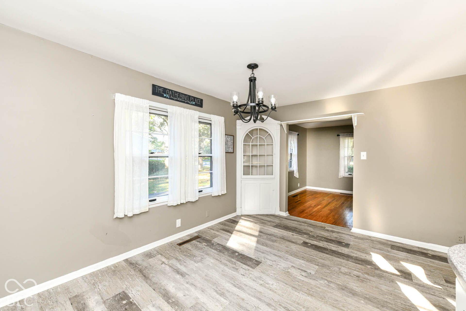 100 Delbrick Lane, Indianapolis, IN 46229 100 Delbrick Lane, Indianapolis, IN 46229