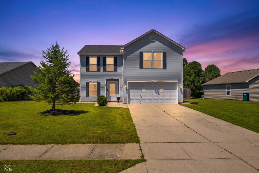 Property photo for 640 Streamside Drive, Greenfield, IN