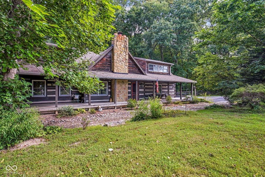 Property photo for 778 W Gasburg Lane, Mooresville, IN