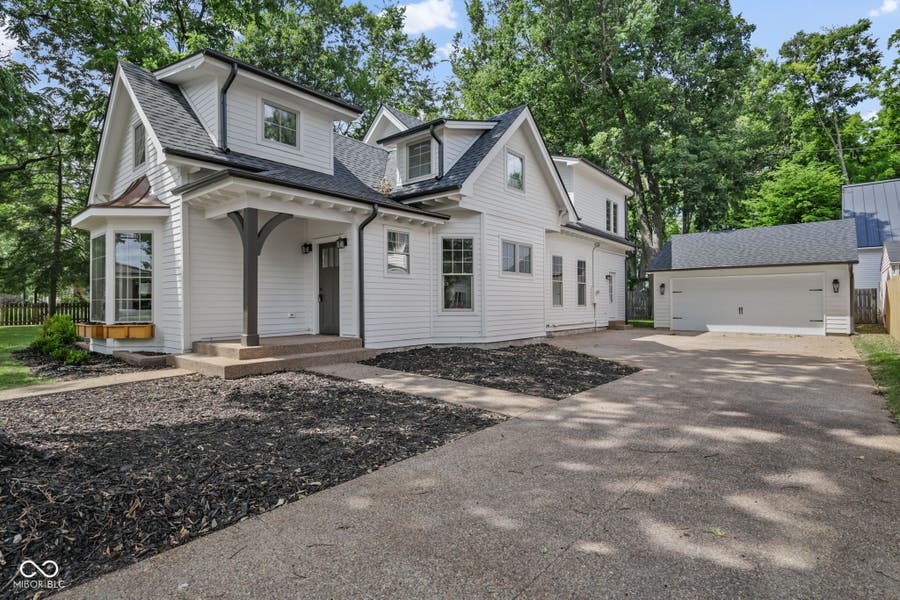 Property photo for 122 E 32nd Street, Indianapolis, IN