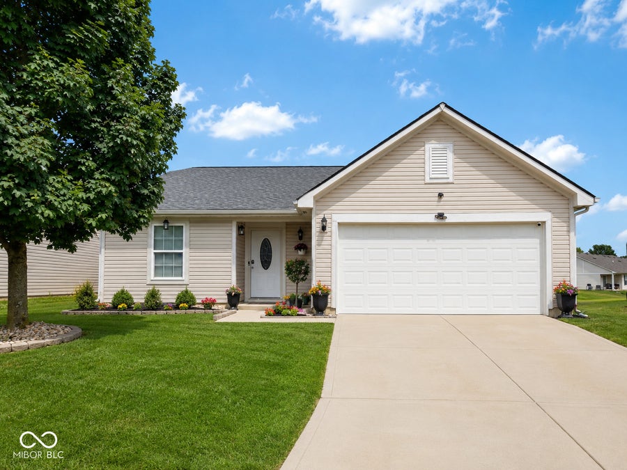 Property photo for 7648 Firecrest Lane, Camby, IN