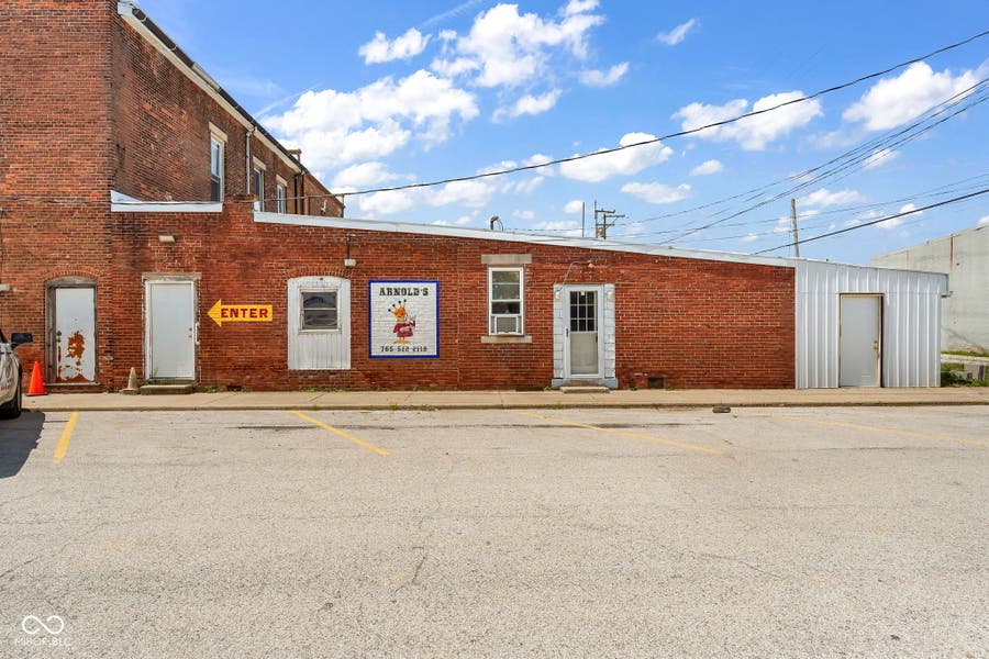 Property photo for 204 N Meridian Street, Roachdale, IN