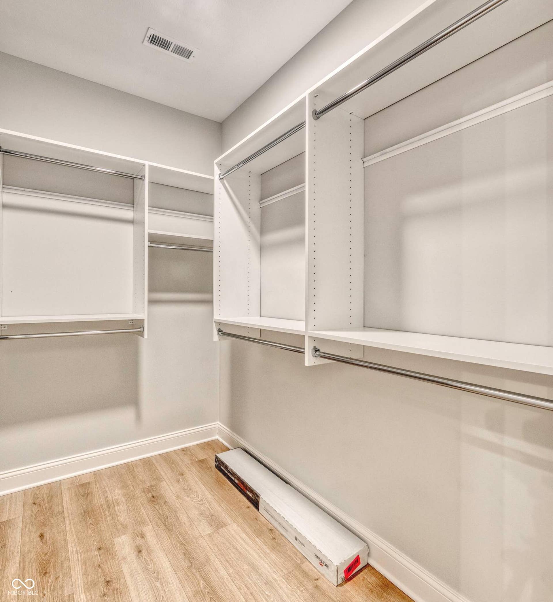 Walk In Closets