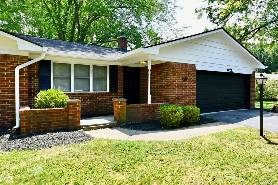 Property photo for 29 Parkwood Drive, Brownsburg, IN