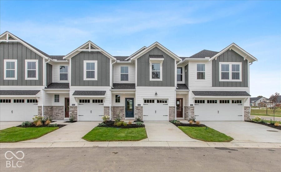 Property photo for 6153 Mill Hill Way, McCordsville, IN