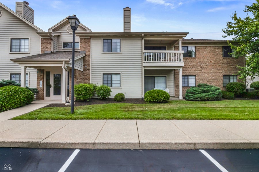 Property photo for 931 Wickham Court, Carmel, IN