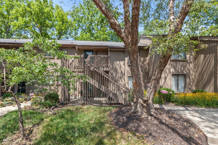 Property photo for 101 Lookout Ridge Drive, Columbus, IN
