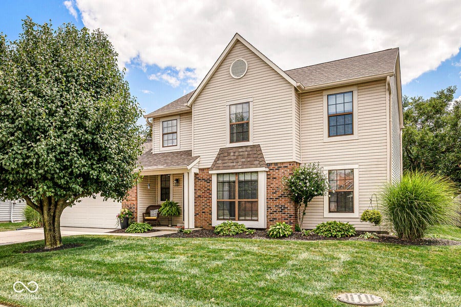 Property photo for 179 Suncrest Drive, Greenwood, IN