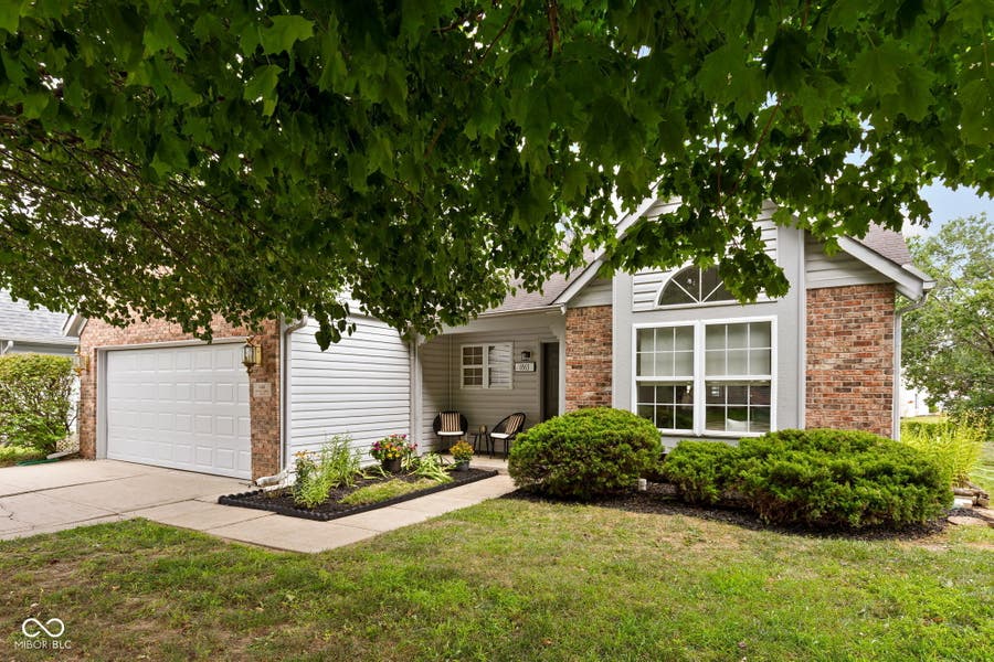 Property photo for 8563 Buffalo Ridge Drive, Indianapolis, IN