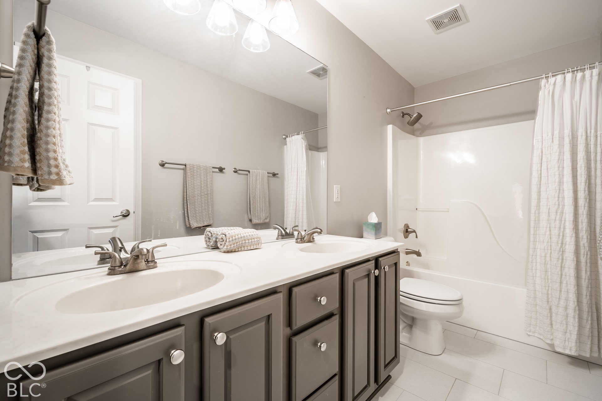 8156 Heyward Drive, Indianapolis, IN 46250
