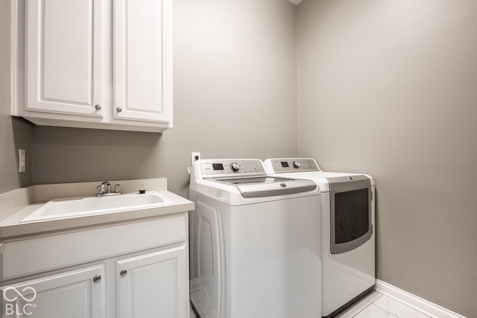 8156 Heyward Drive, Indianapolis, IN 46250