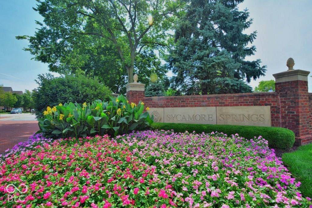 8156 Heyward Drive, Indianapolis, IN 46250