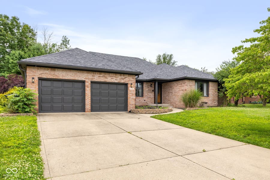 Property photo for 4731 Silver Springs Drive, Greenwood, IN