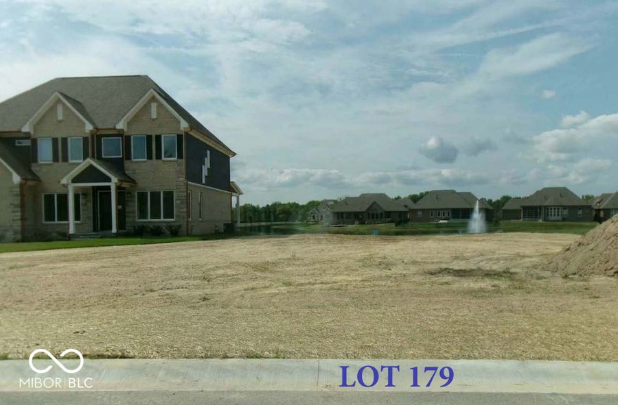 Property photo for 4229 Stone Lake Drive, Zionsville, IN
