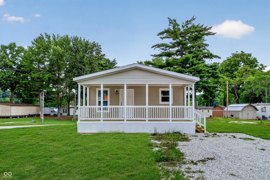 Property photo for 67 Echo Lake Drive W, Mooresville, IN