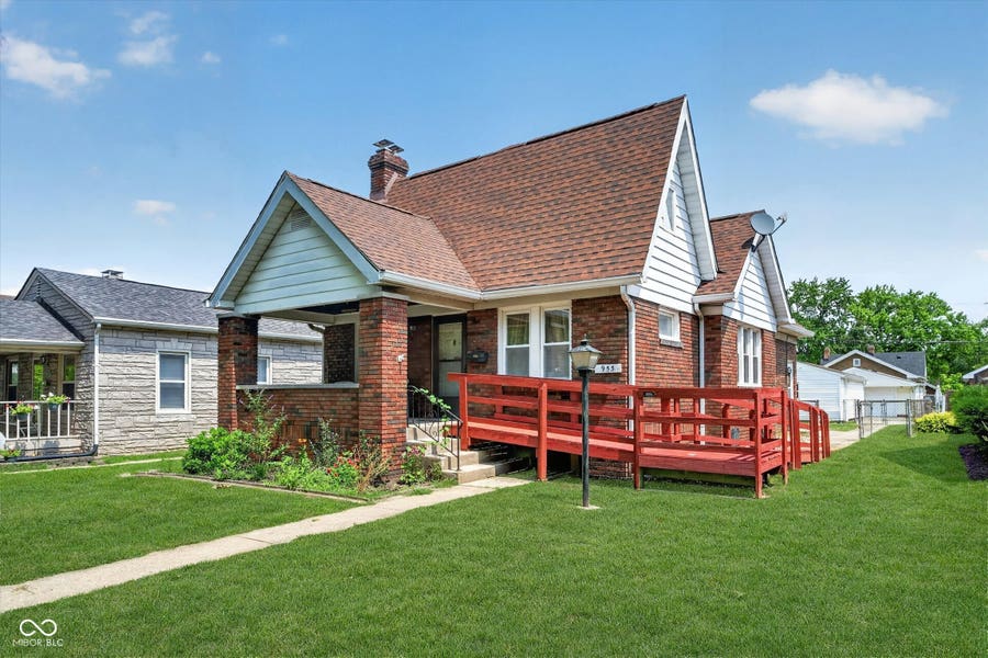 Property photo for 955 Lesley Avenue, Indianapolis, IN