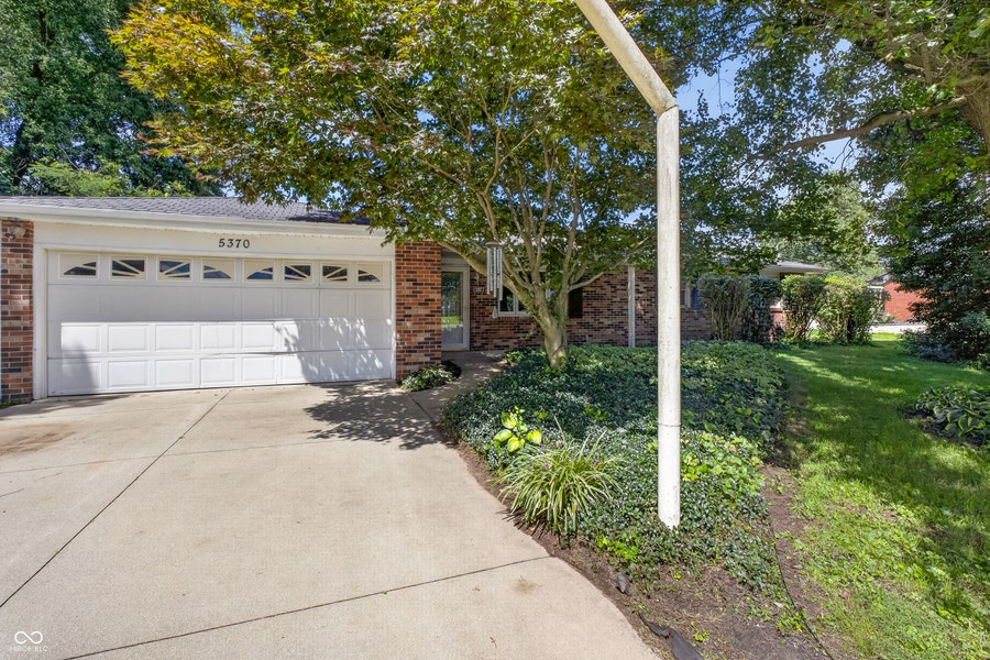 Property photo for 5370 E Forster Avenue, Columbus, IN