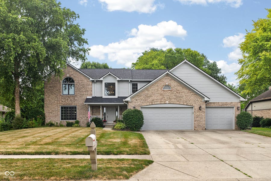 Property photo for 253 Linden Ridge Trail, Greenwood, IN