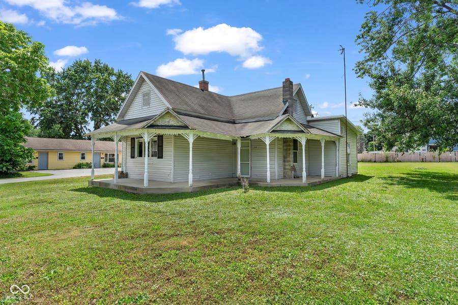 Property photo for 204 S Lafayette Street, Cloverdale, IN