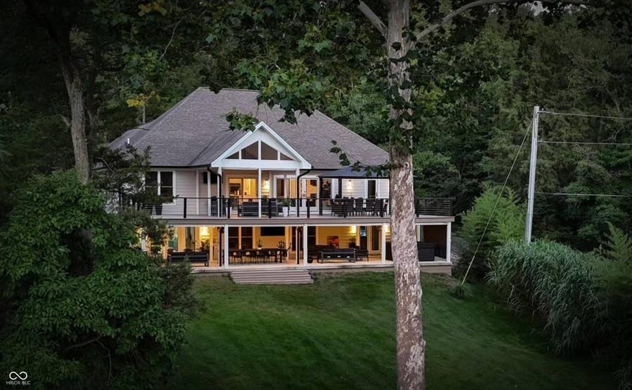 Property photo for 11911 W Grandview Drive, Columbus, IN