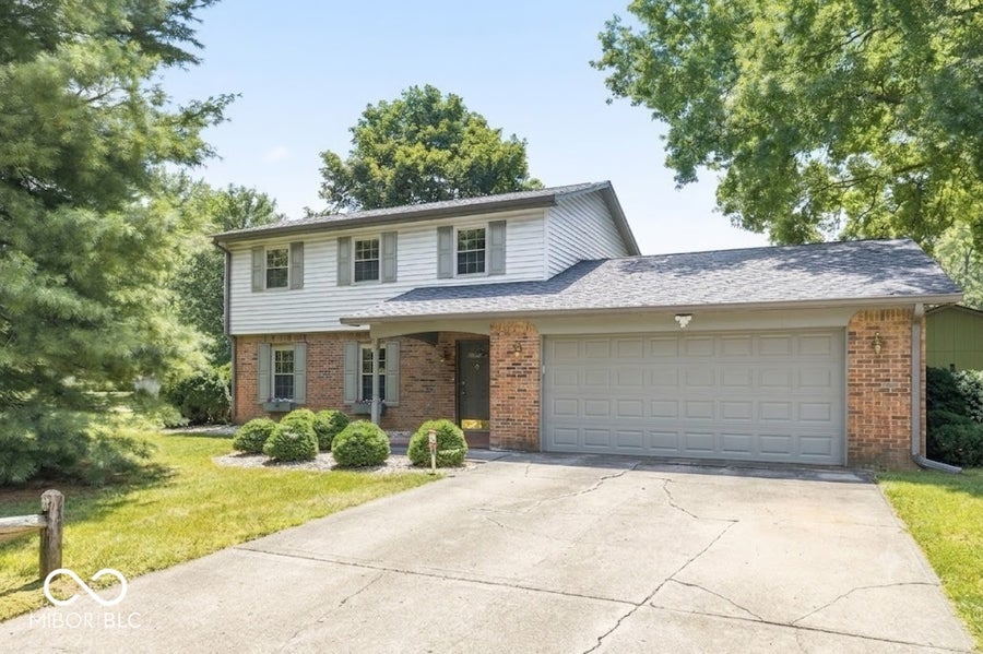 Property photo for 921 Front Royal Drive, Indianapolis, IN