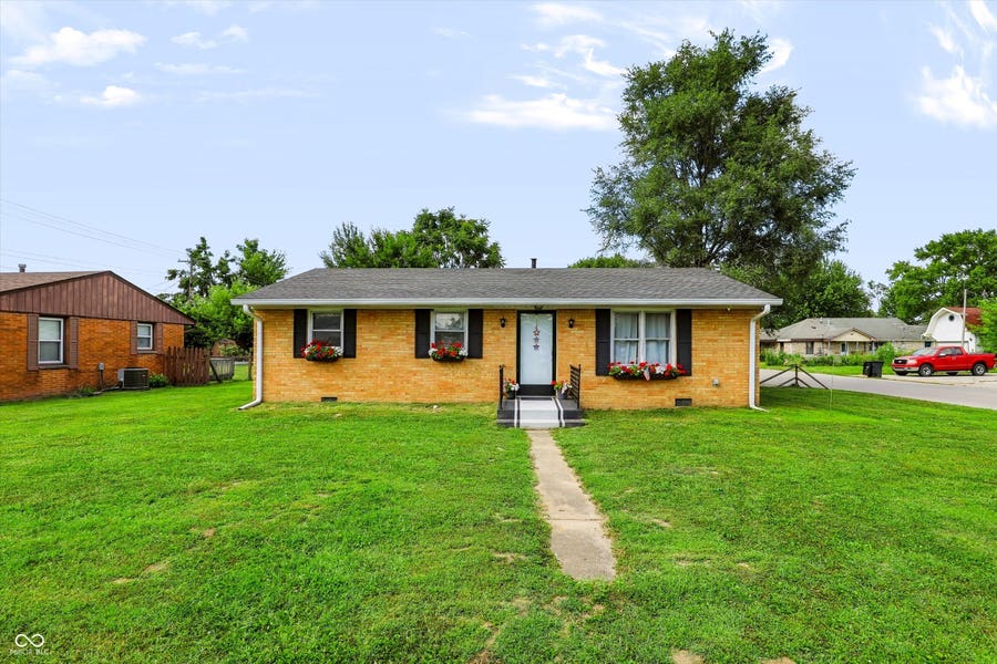 Property photo for 890 E Gray Street, Martinsville, IN
