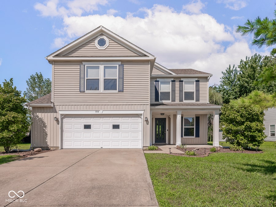 Property photo for 914 Indigo Drive, Greenfield, IN