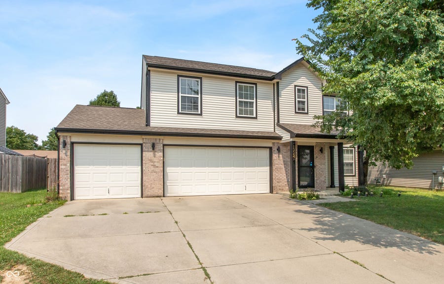 Property photo for 1324 Niagara Lane, Franklin, IN
