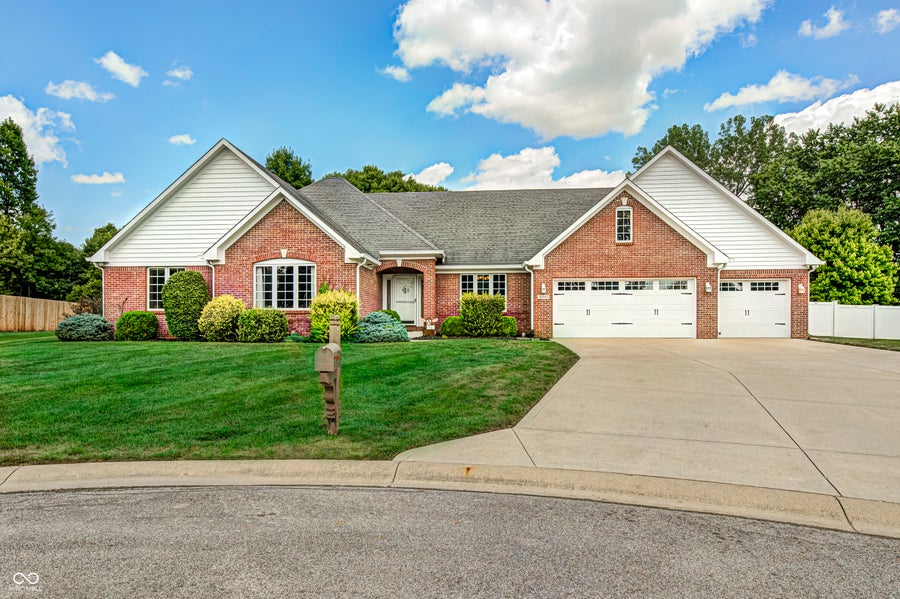Property photo for 10940 Olivia Court, Indianapolis, IN