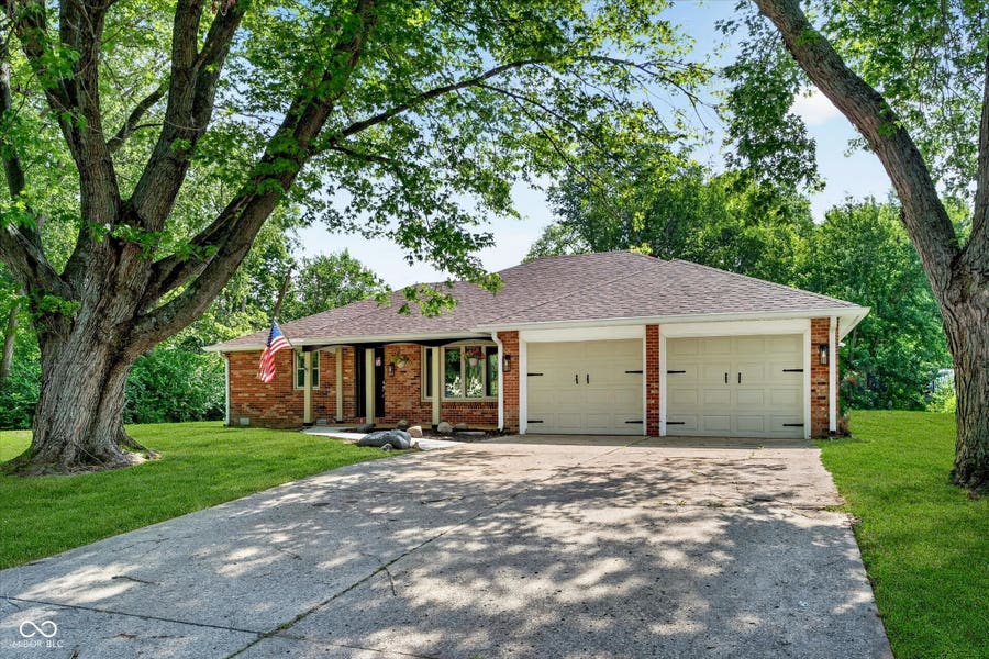 Property photo for 2227 Tartan Road, Anderson, IN
