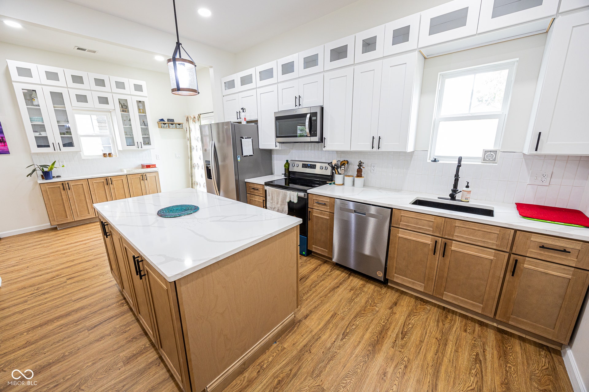 806 N Tacoma Avenue, Indianapolis, IN 46201