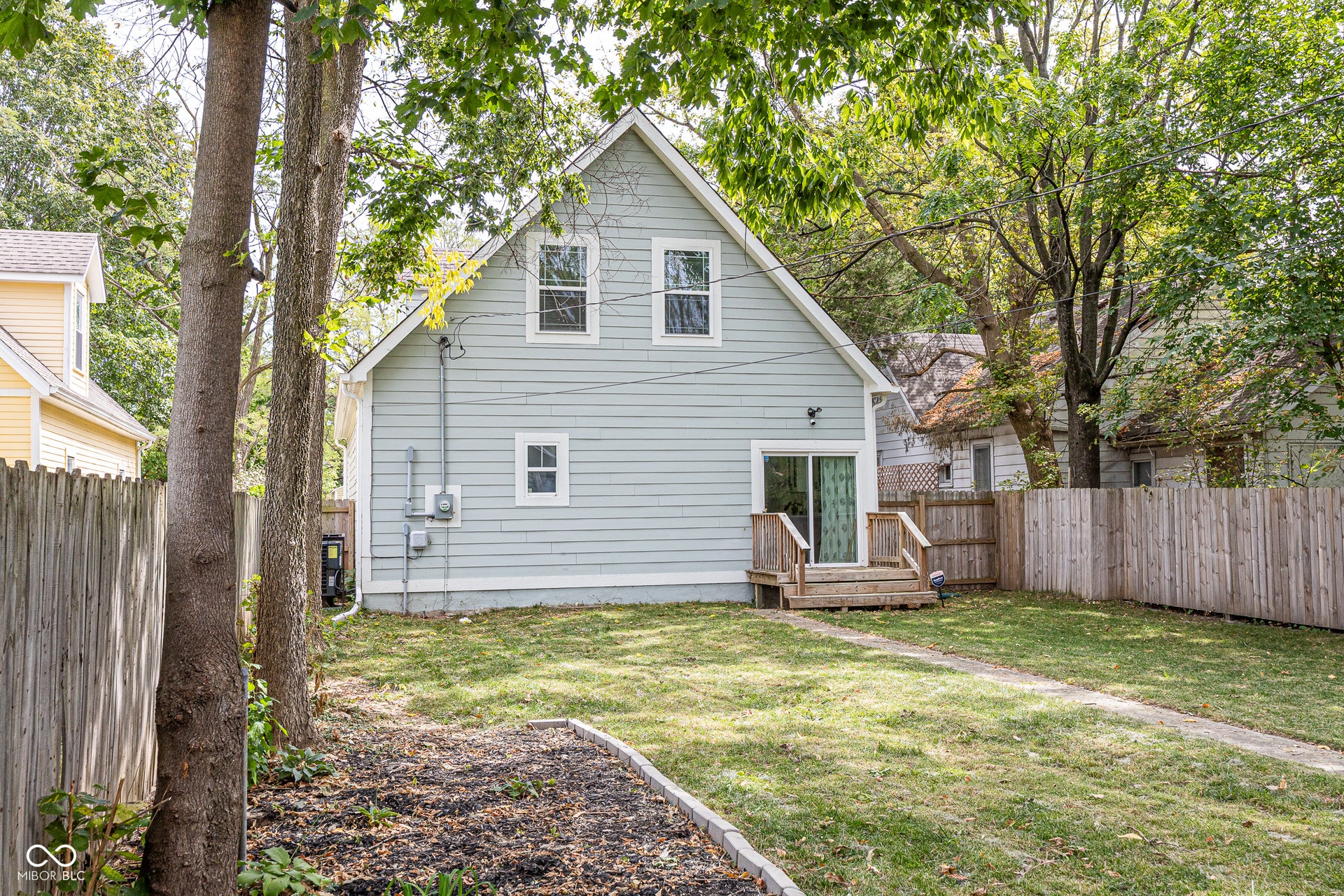 806 N Tacoma Avenue, Indianapolis, IN 46201