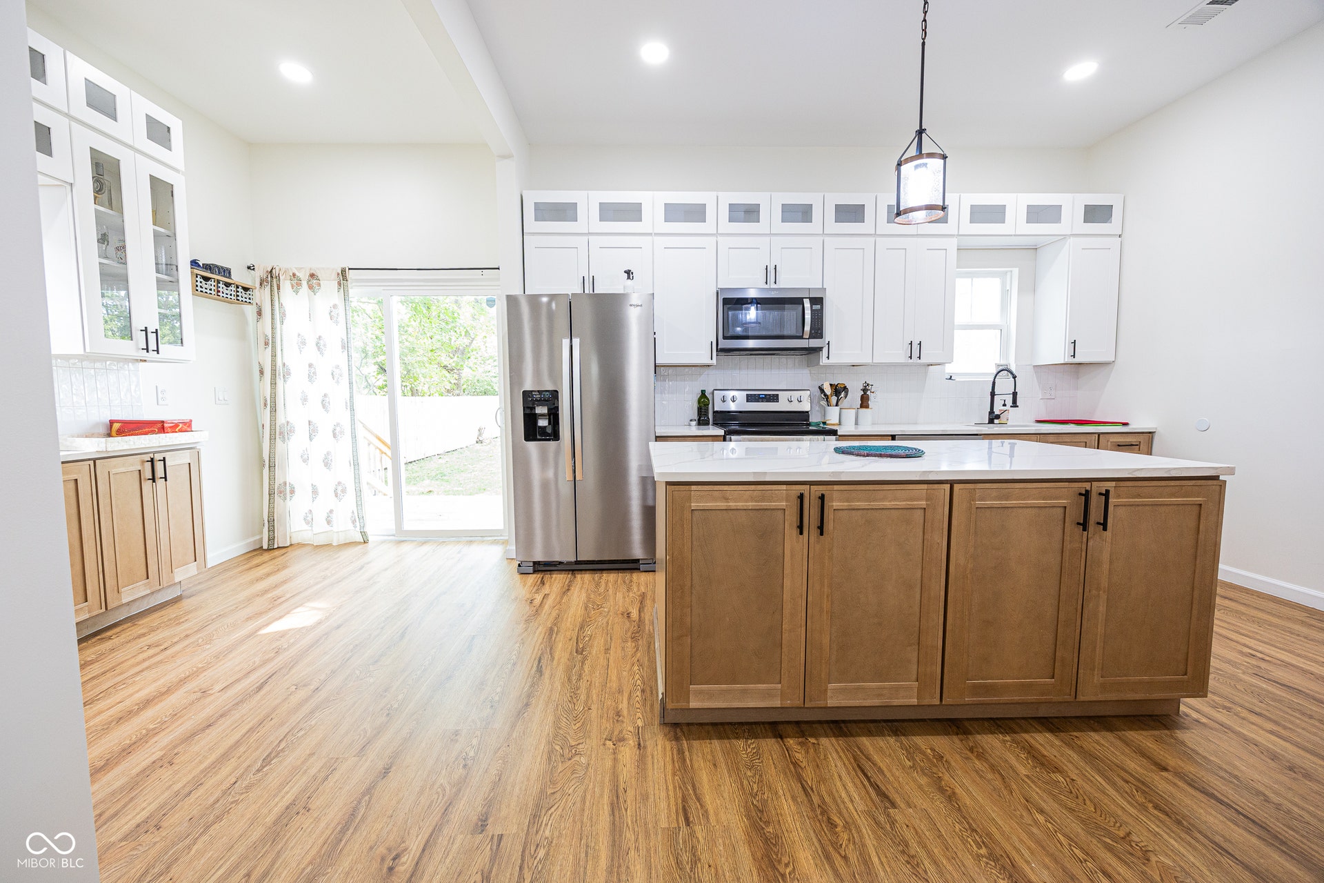 806 N Tacoma Avenue, Indianapolis, IN 46201