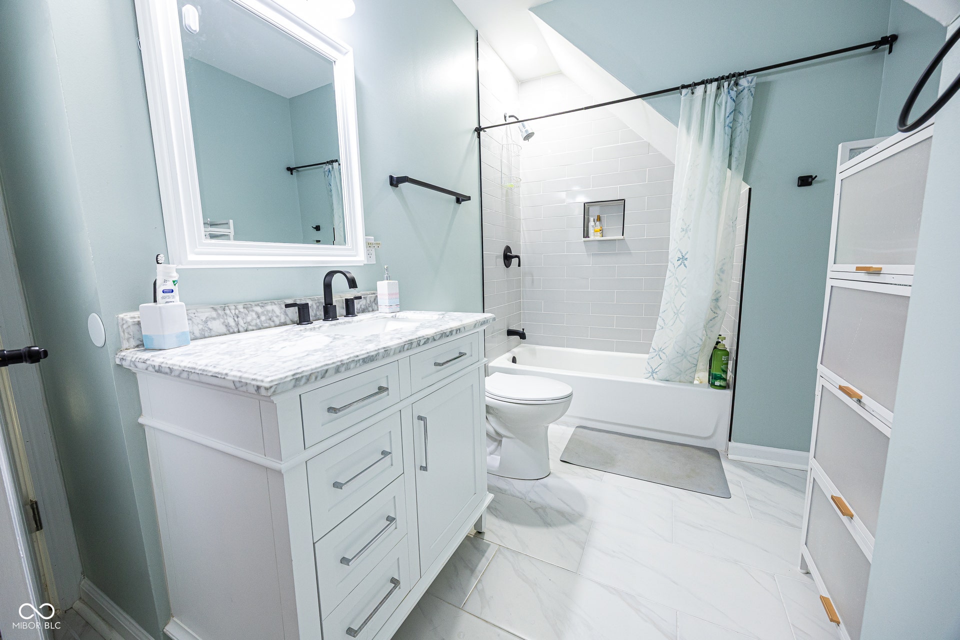 Full Bath - Upstairs