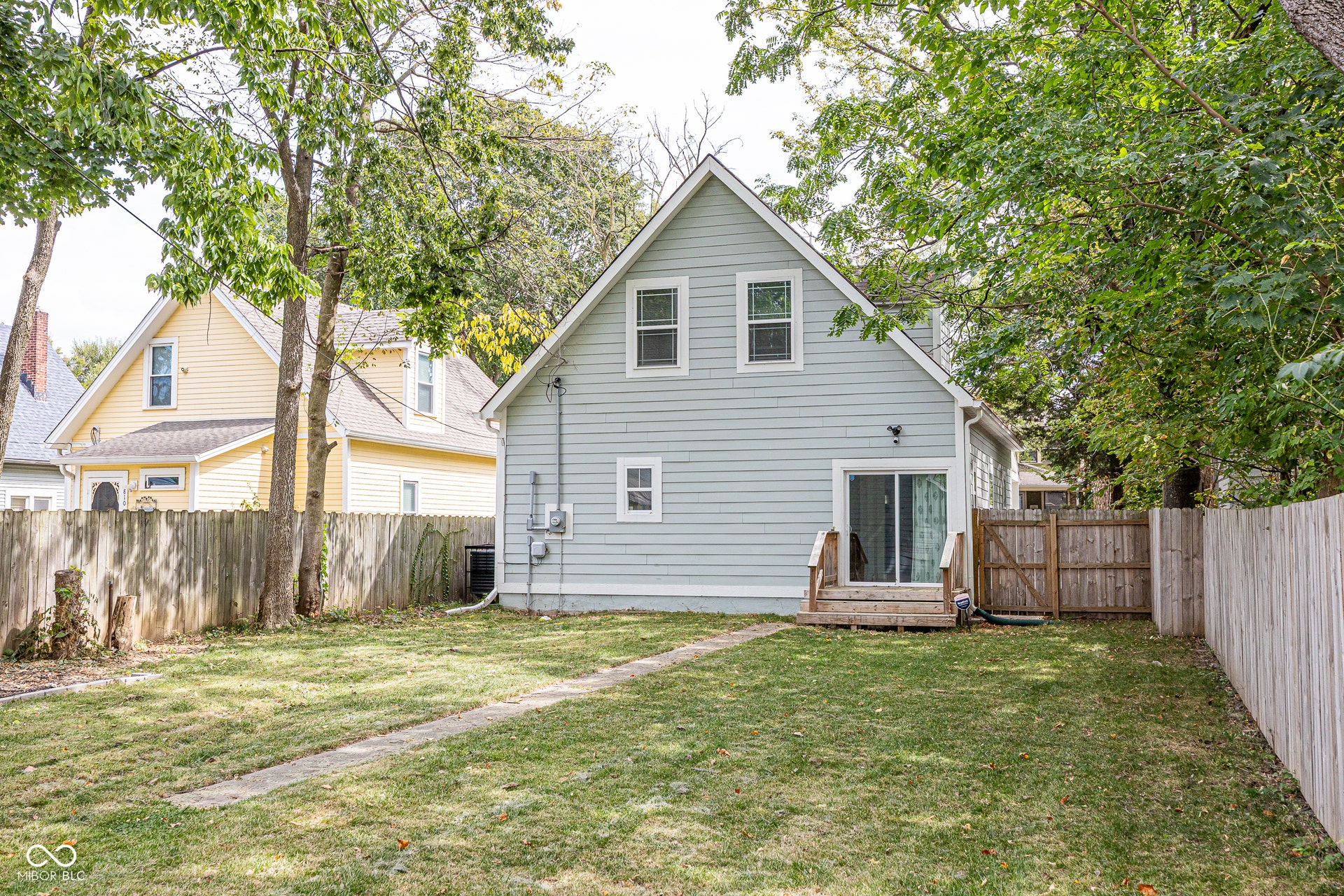 806 N Tacoma Avenue, Indianapolis, IN 46201