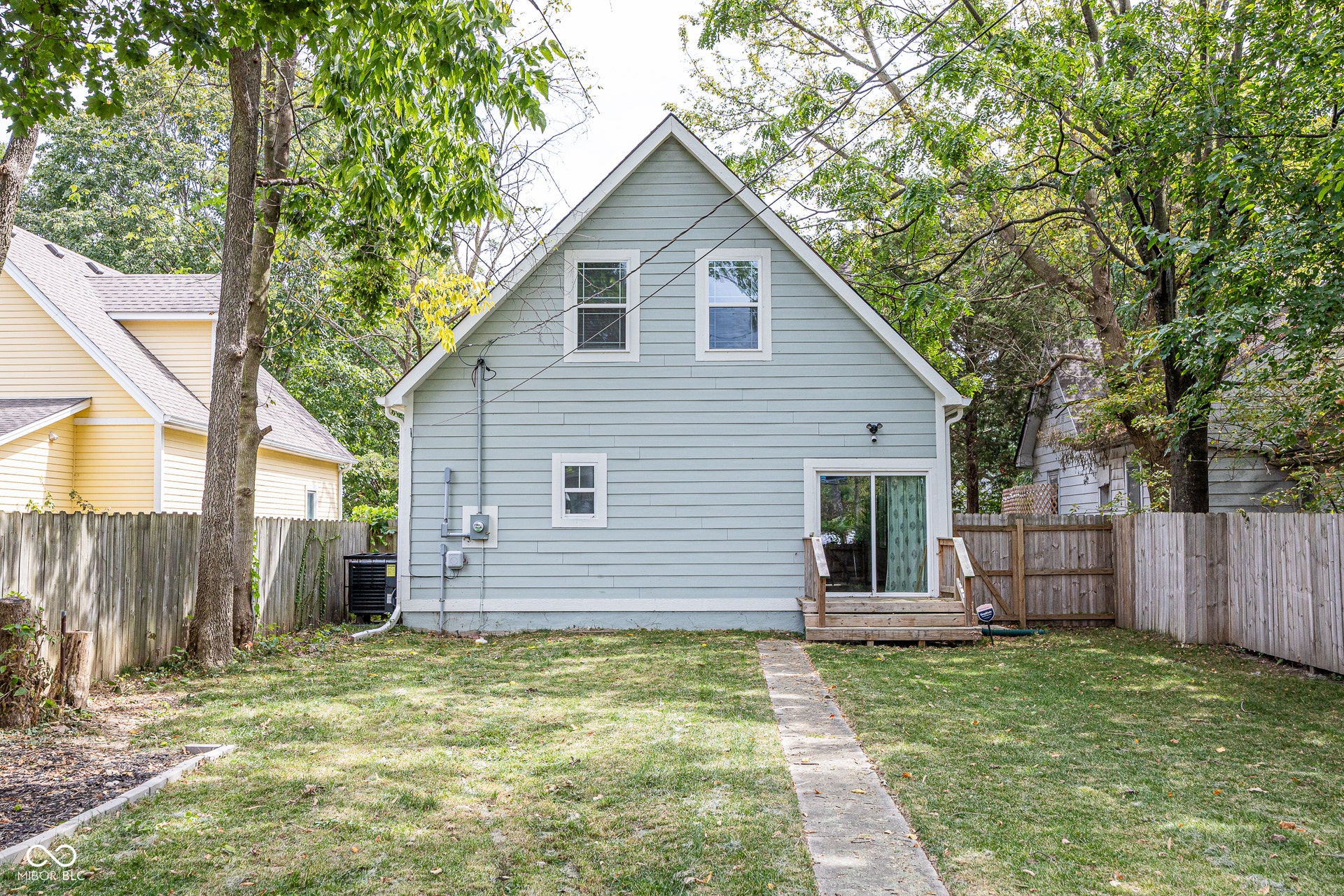 806 N Tacoma Avenue, Indianapolis, IN 46201