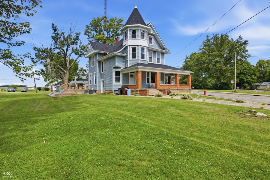 Property photo for 303 Liberty Avenue, West College Corner, IN