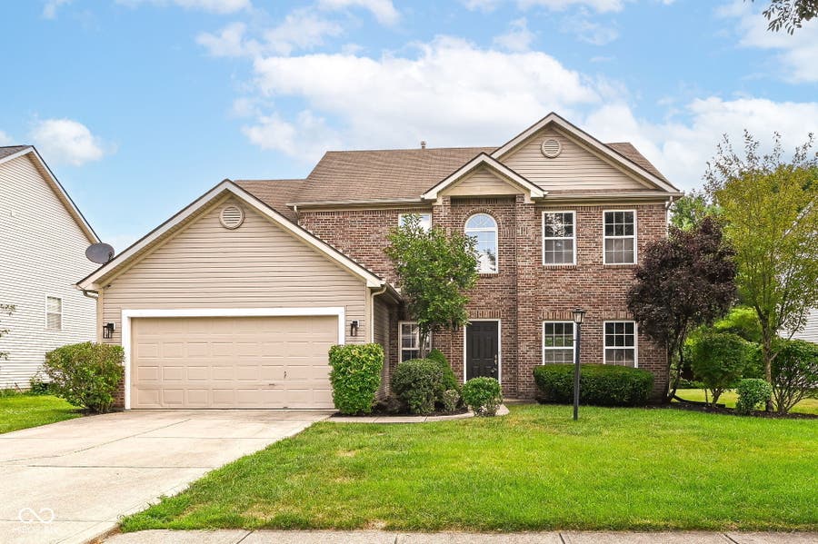 Property photo for 13815 Fernleaf Way, Carmel, IN