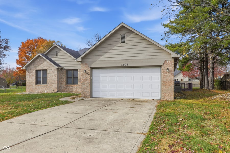 Property photo for 1208 Spring Mill Drive, Avon, IN