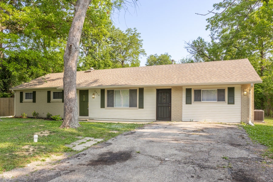 Property photo for 2016 W 75th Place, Indianapolis, IN
