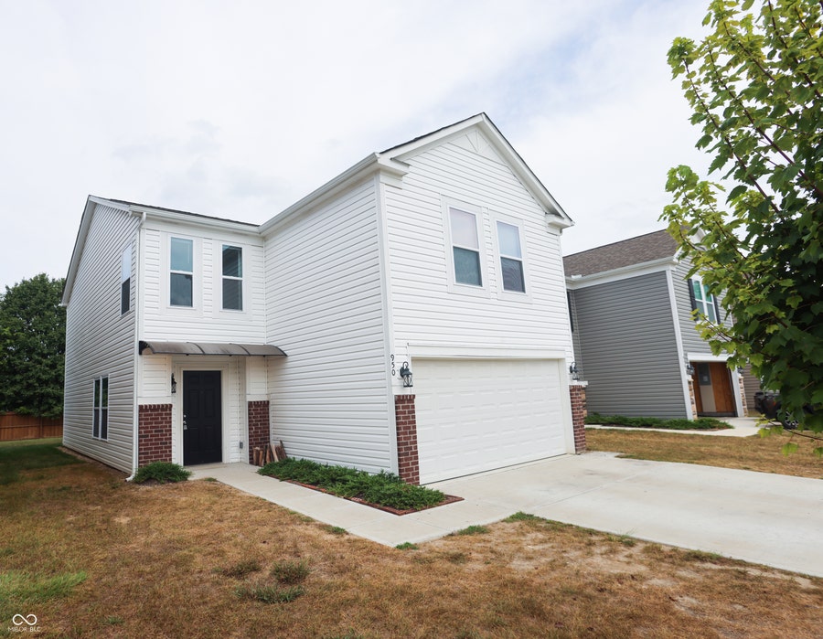 Property photo for 950 Amesbury Court, Indianapolis, IN