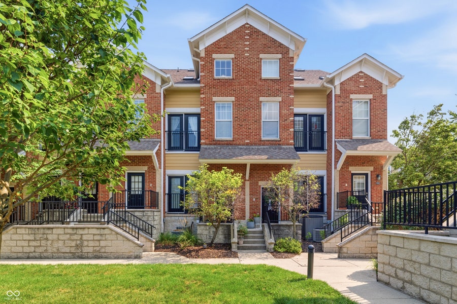 Property photo for 1121 Reserve Way, Indianapolis, IN