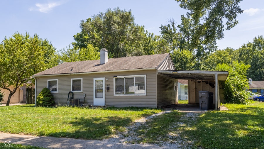 Property photo for 4035 Kalmar Drive, Indianapolis, IN