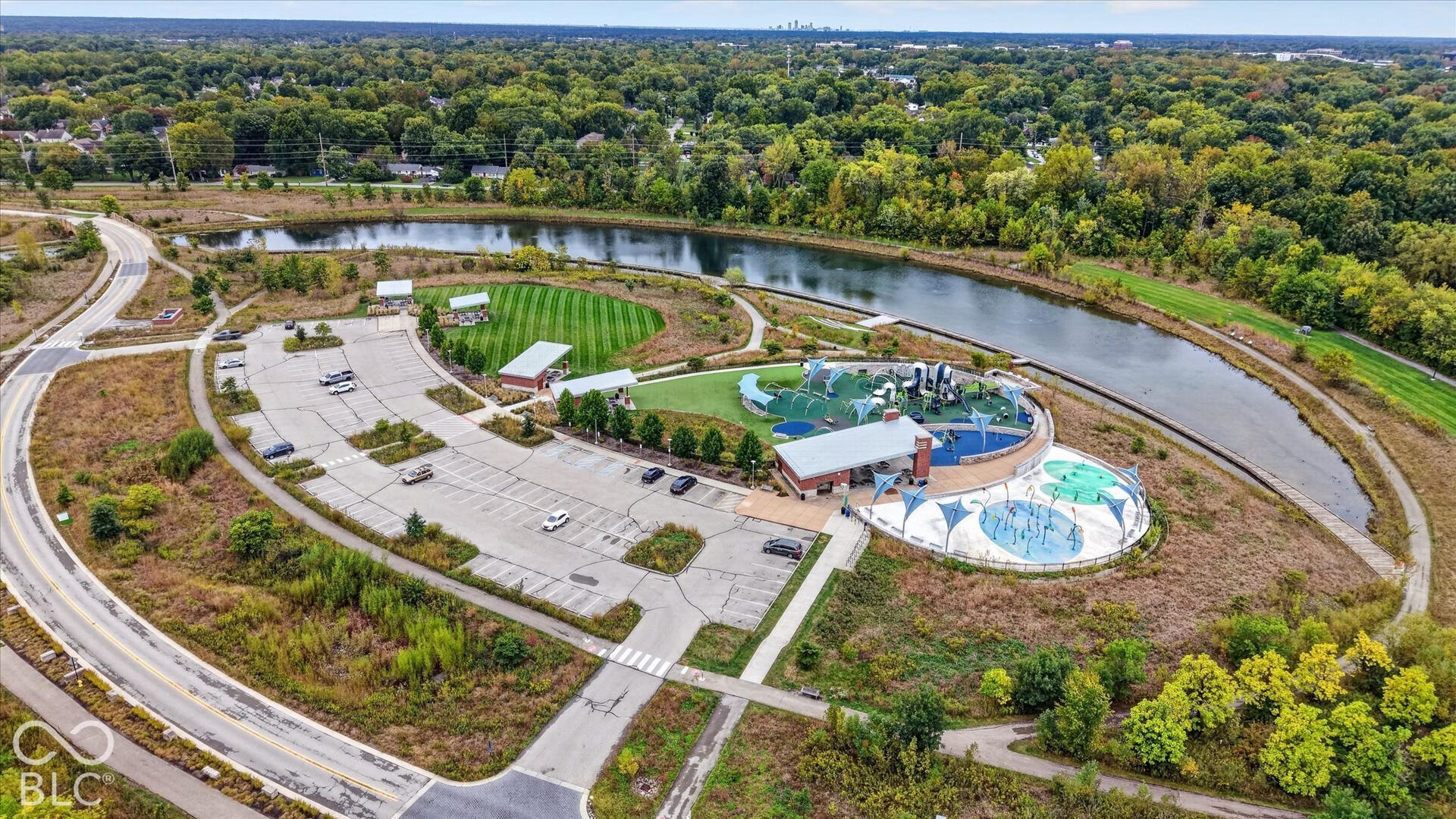 Trails, pond, playground, splashpad in Central Park just a minutes away!